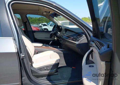 2013 BMW X5 xDrive35I/xDrive35I Premium/xDrive35I Sport Activity из США, поврежденный, VIN 5UXZV4C59D0E10360